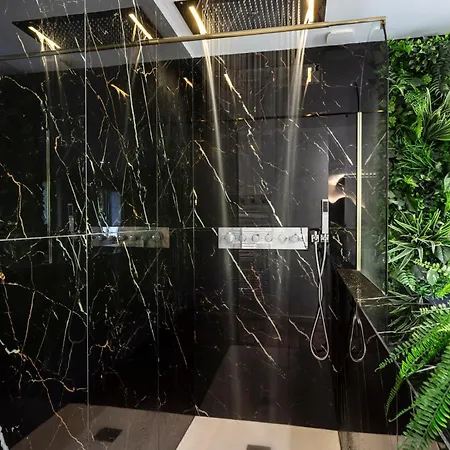 La Aimée - Espace Relaxant Avec Balnéo Appartamento Angoulême